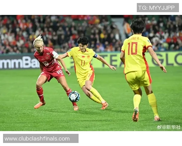 丹麦女足与冰岛女足激战正酣谁能在这场对决中笑到最后